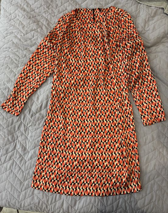 Розова рокля Reserved и дамска рокля Benetton