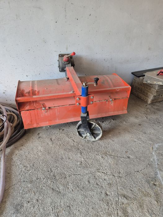 Motocultor 12 CP Diesel + Freză 1m + Plug – Ca Nou