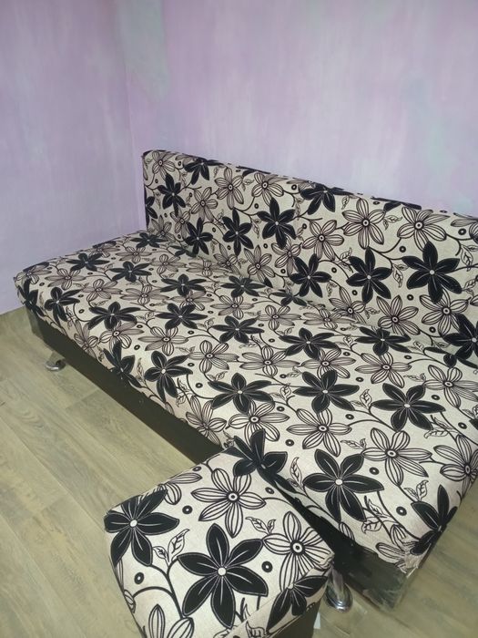 Продаю диван  10.000