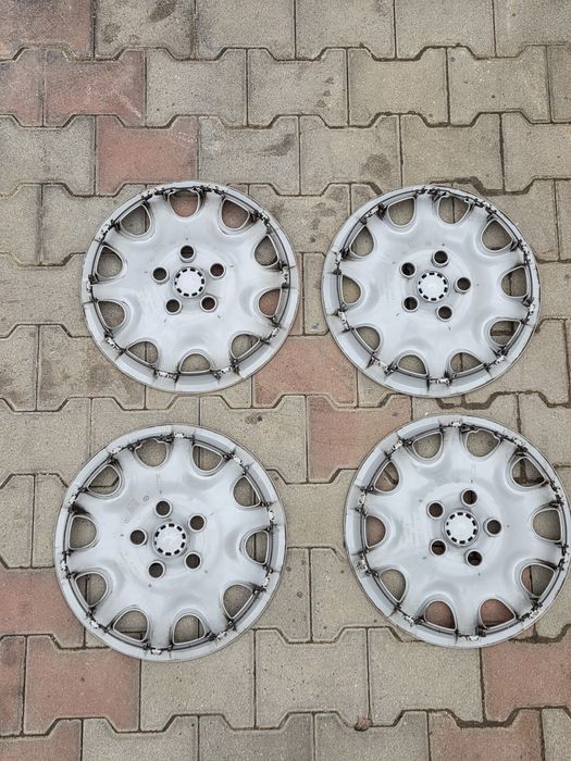 Vand 4 capace R15 originale Minicooper