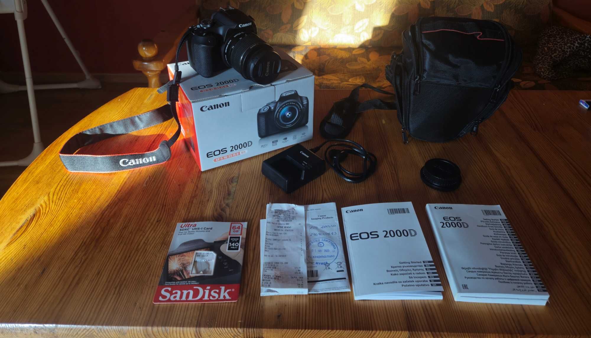 DSLR фотоапарат CANON EOS 2000D EF-S 18-55 IS 24.1 MPx, WI-FI