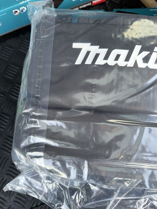 Patura cu incalzire Makita