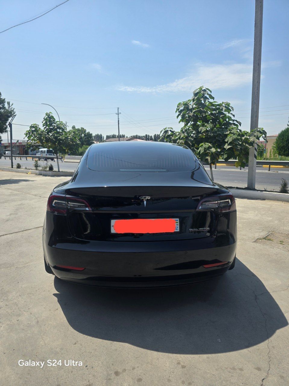 Tesla Model 3 Long Range AWD — 2021-yil