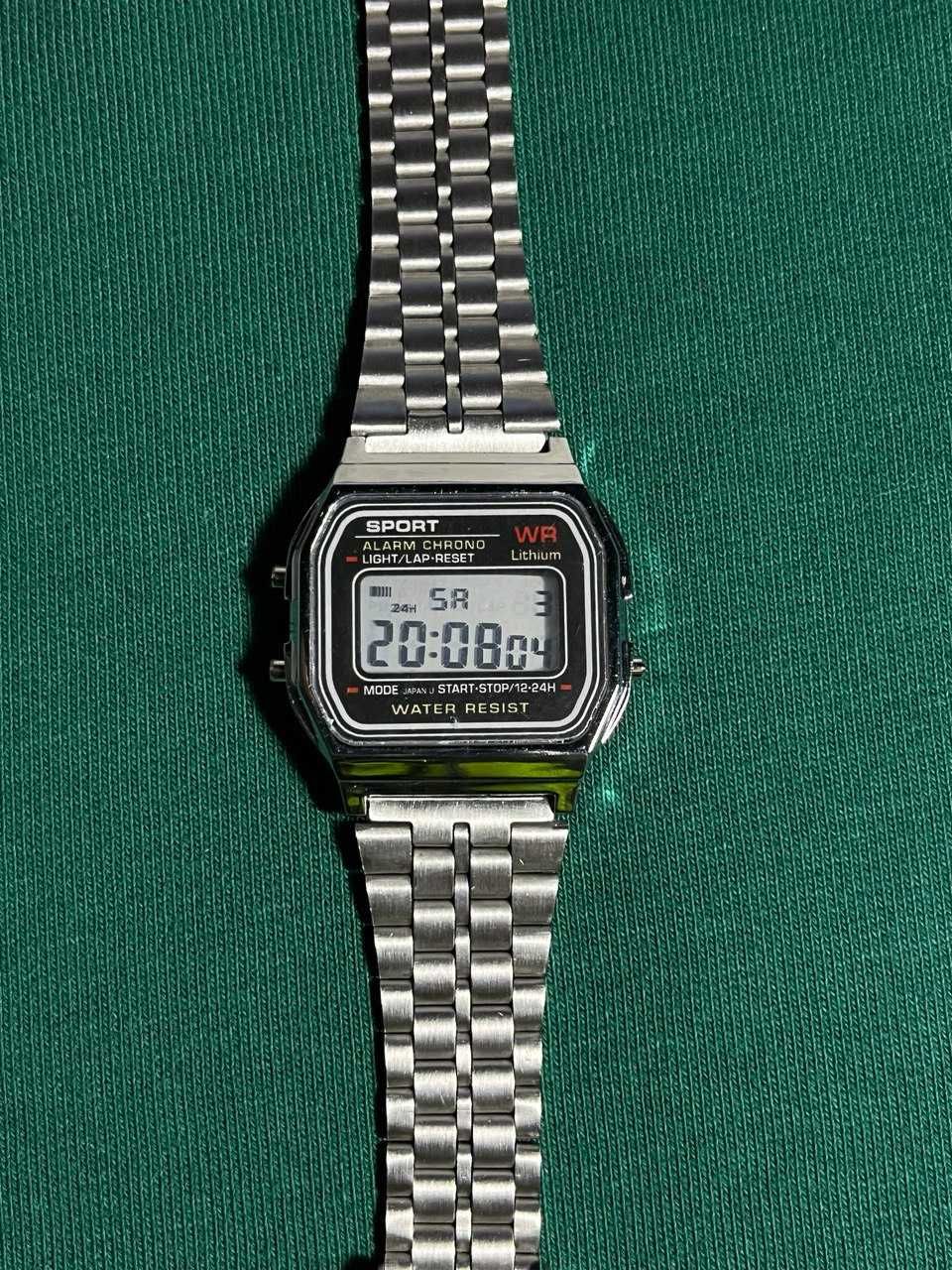 Часы Casio retro