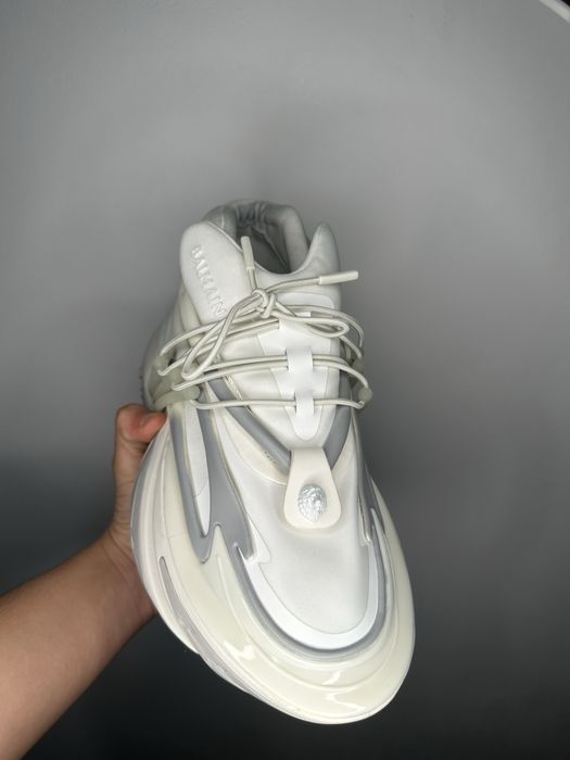 Balmain unicorn albi