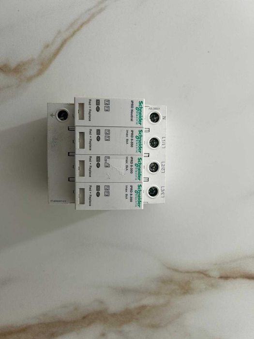 Protecție supratensiune iPRD8 3P+N 350V – Schneider