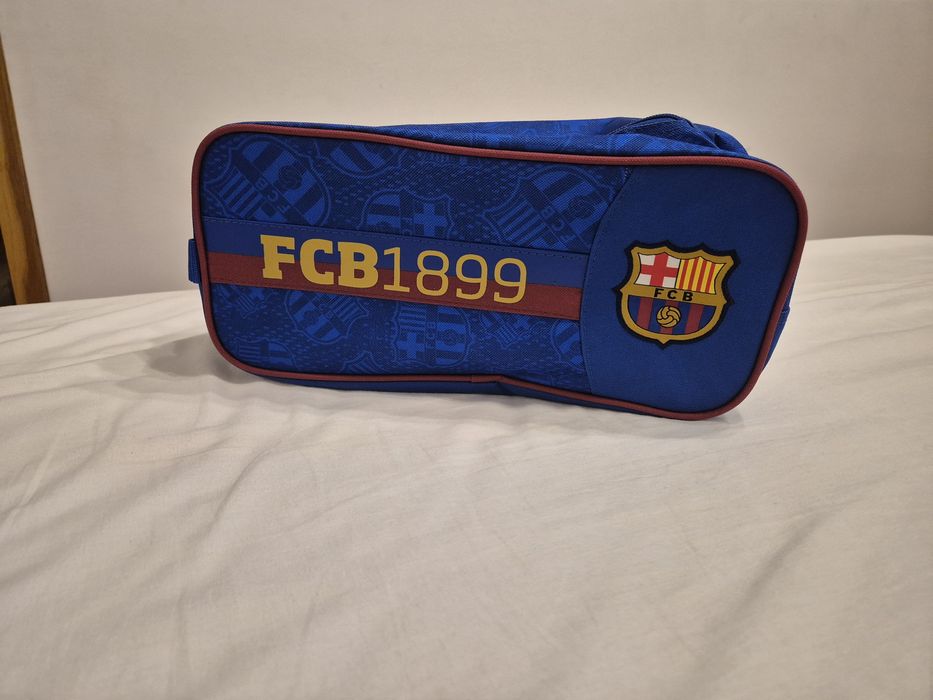 Vand geanta pentru incaltaminte cu FC Barcelona, noua