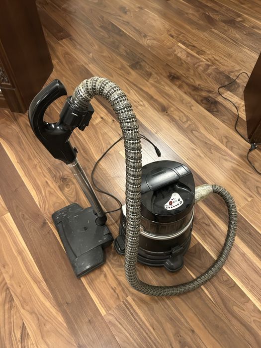 Продаю пылесос roboclean