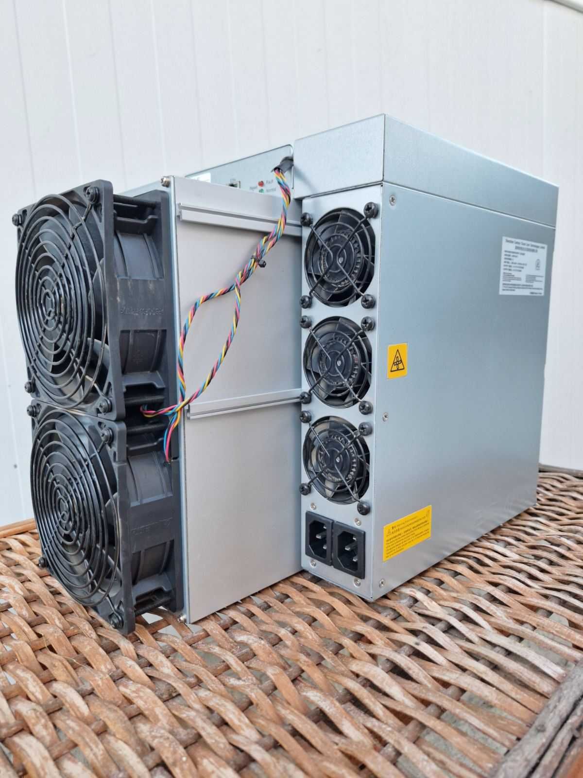 Antminer S19 95T