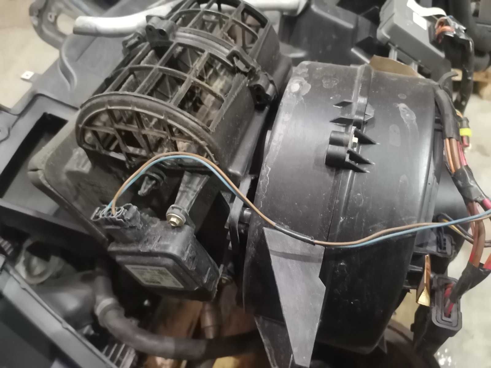 Комплект климатик за Ивеко / Iveco 2.8 TDI