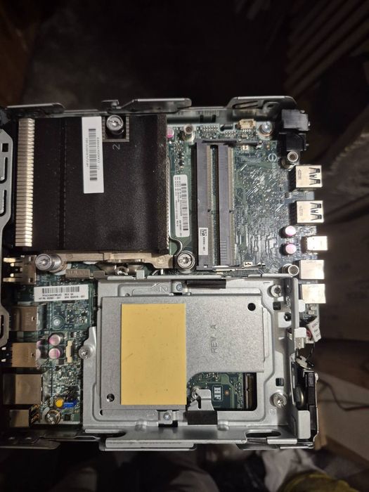 2 броя Mini PC HP (Prodesk 600 G2 и G3) неработещи за части