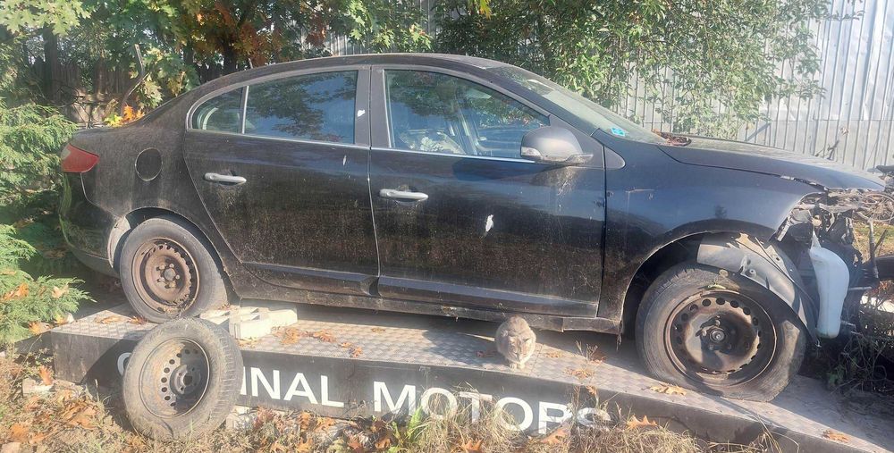 Dezmembrez RENAULT FLUENCE 1 (2010 - 2015) 1.6i 16V Automat ~ K4M-W8