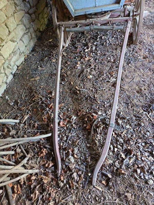 Продавам магарешка каруца