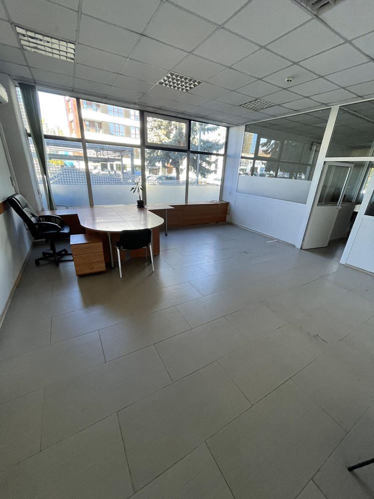 Дава се под наем Офис в София, Дианабад - 160 кв.м за 1500 € - Снимка #3