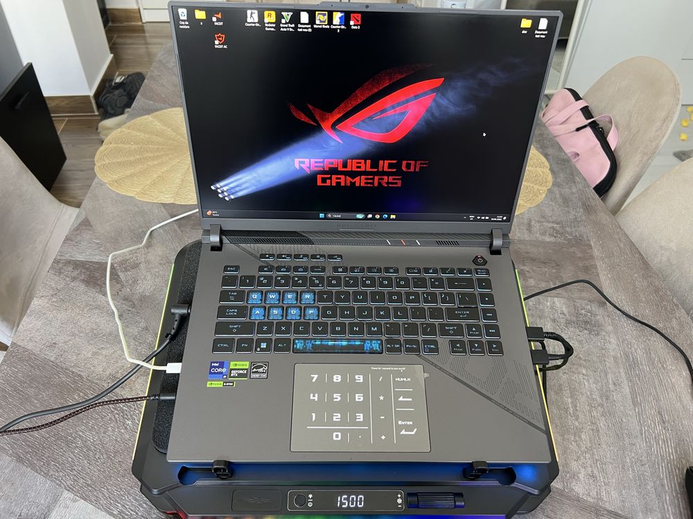 Laptop Gaming Asus rog strix G16 / Garantie / rtx 4060 / i9 14900HX