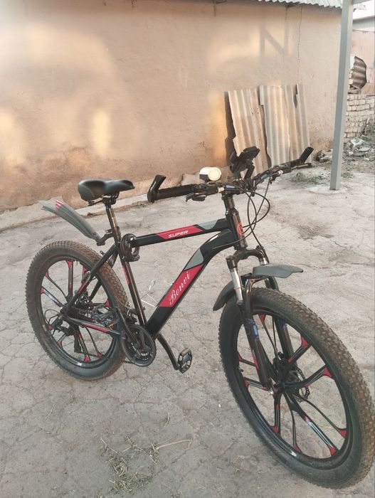 Продаётся скоростной велик отличном  состояние