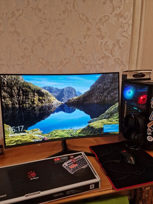 Игровой монитор Samsung  32 диагональ 144 герц. 2k.