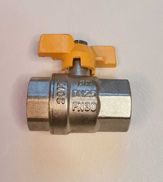 Robinet gaz fluture 1' cu bila alama NOU