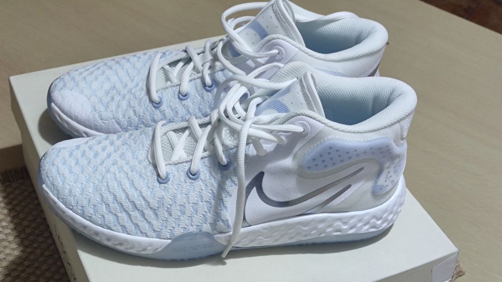 Nike KD Trey 5 VIII White Royale