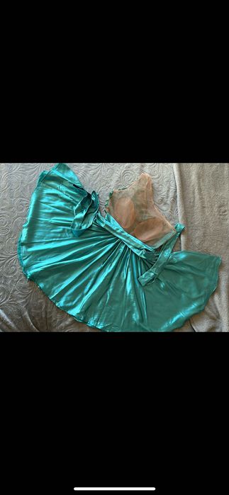 Официална рокля зелена