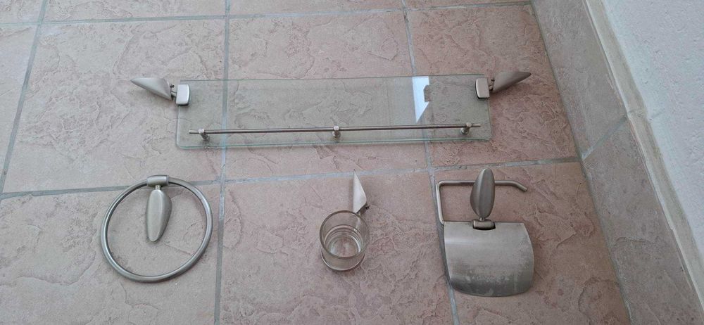 Set accesorii baie