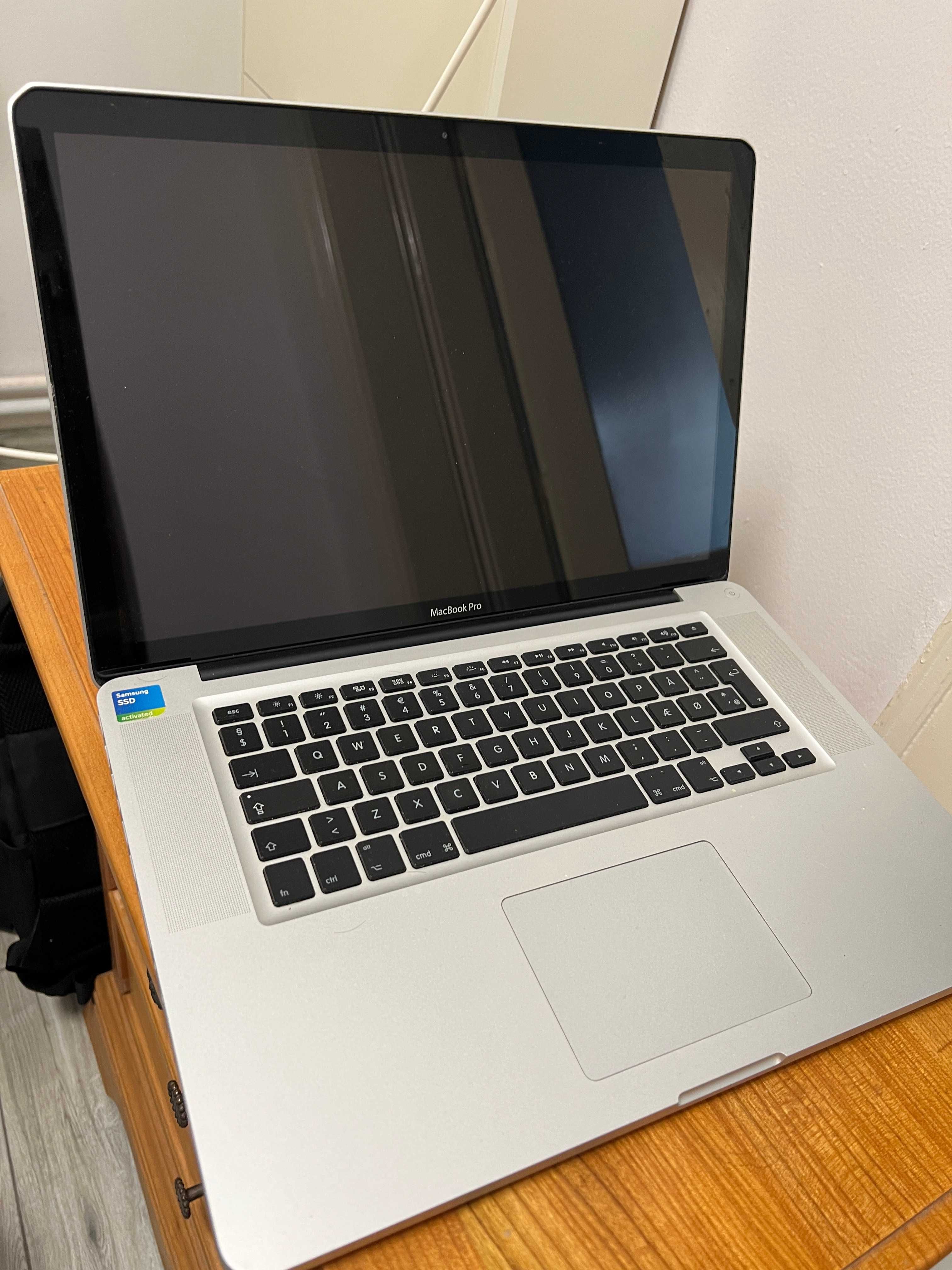 Macbook Pro Mid 2012 15 inch I7, 256, 16G