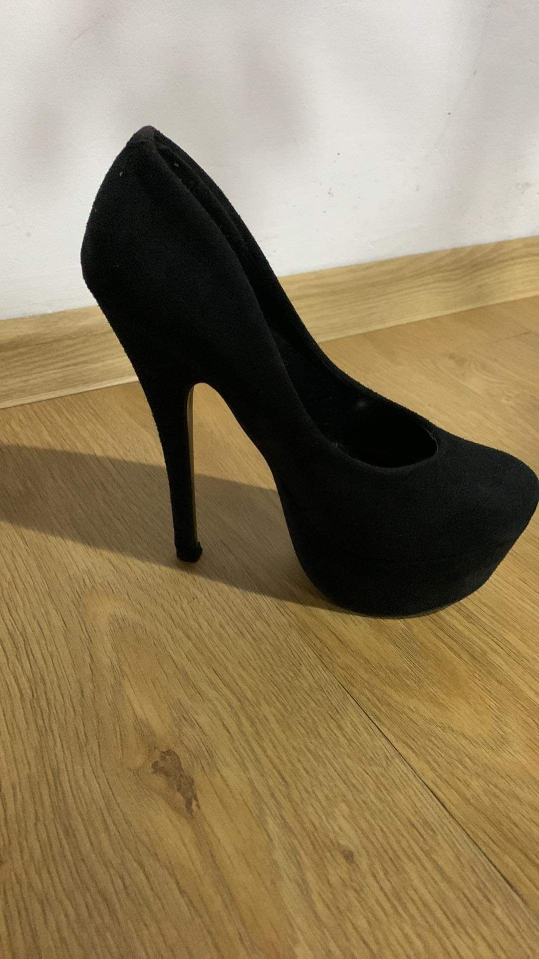 !!! Pantofi cu toc eleganți , negri !!!