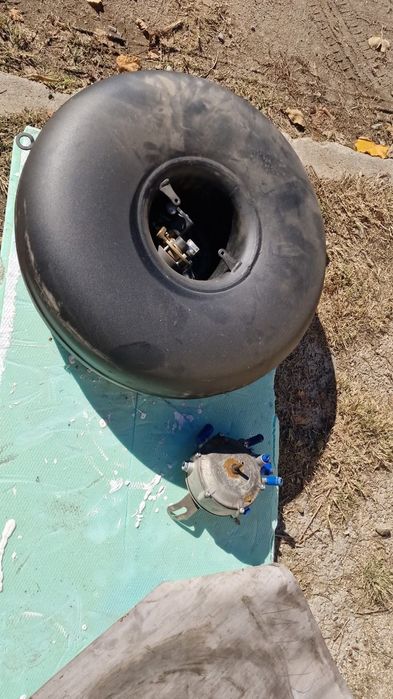 Газова бутилка кръгла и изпарител