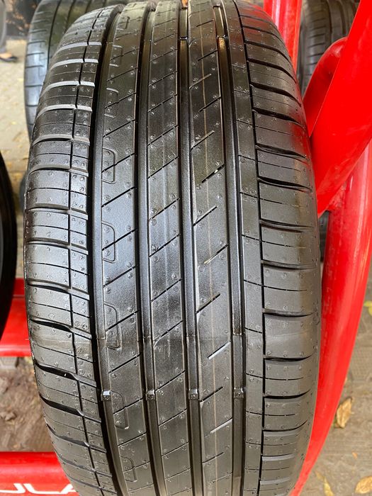 Good Year 225/55R17