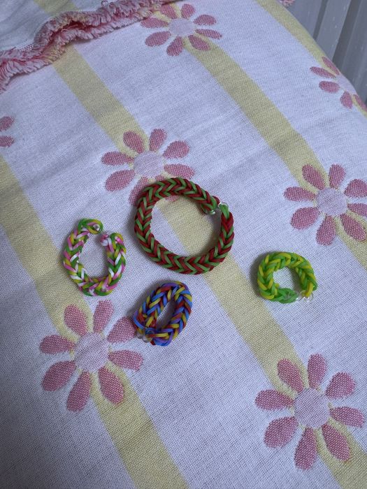 Браслетики резиновые