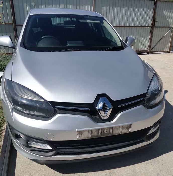 Capotă motor originală Renault Megane 3. 1,5 dci  cod culoare-TED 69
