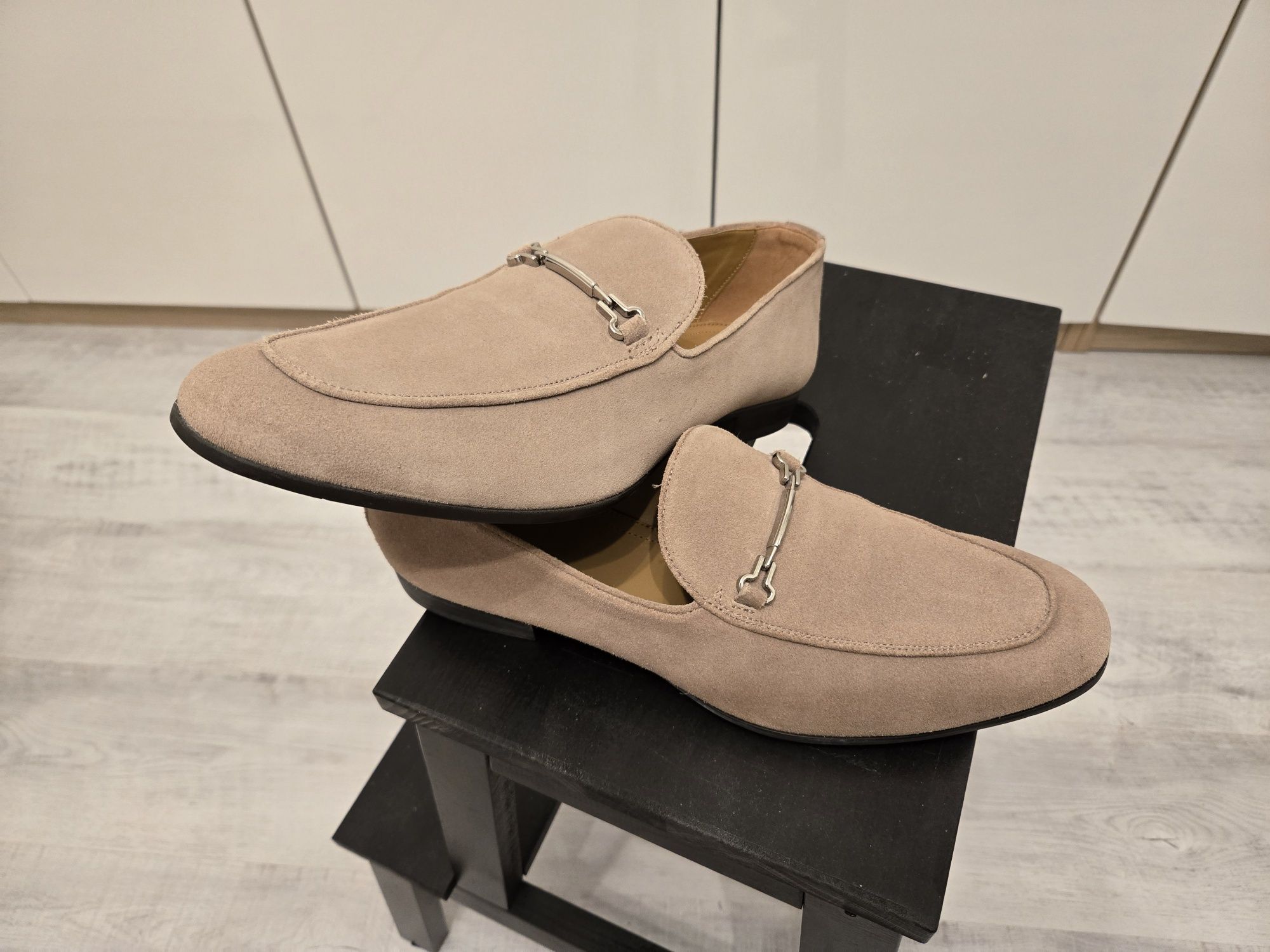 Mocasini noi piele intoarsa - marime 44