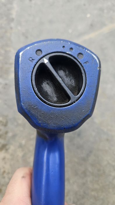 Пневматичен ударен гайковерт