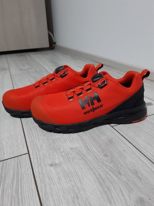 Pantofi protecția muncii