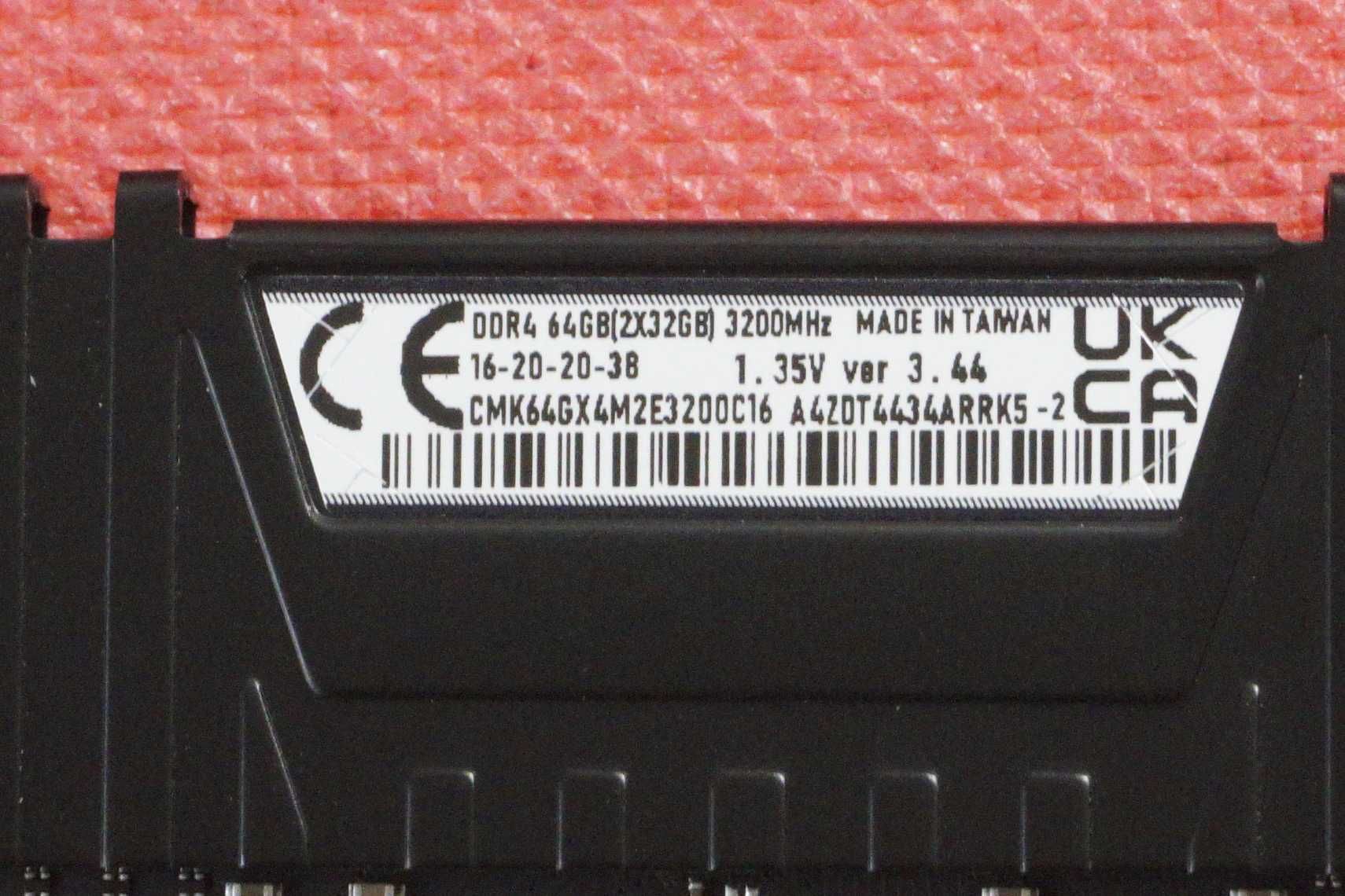 64GB (2x32) DDR4 RAM Corsai Vengeance LPX - 3200/16 / вкл ДДС