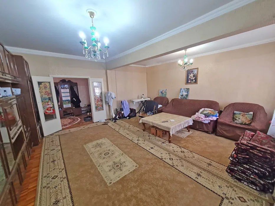 Продается квартира Сергели 3 срочно очень дешево!