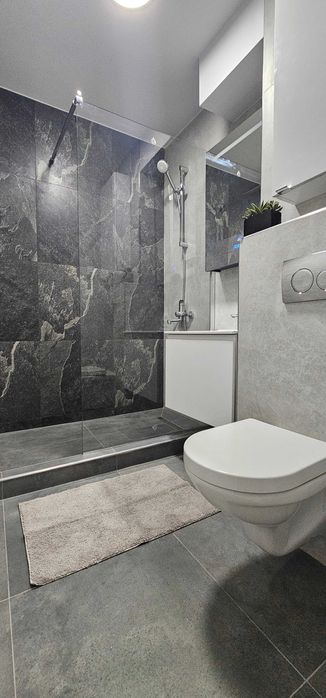 Inchiriez garsoniera complet renovata Brazda G1