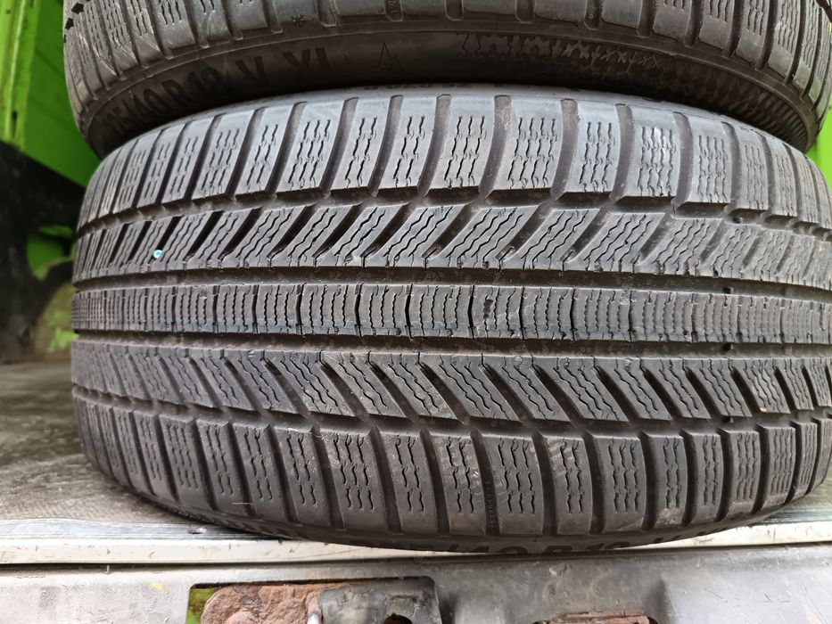 Anvelope MS iarna 225 40 18 continental 2024 5.5mm