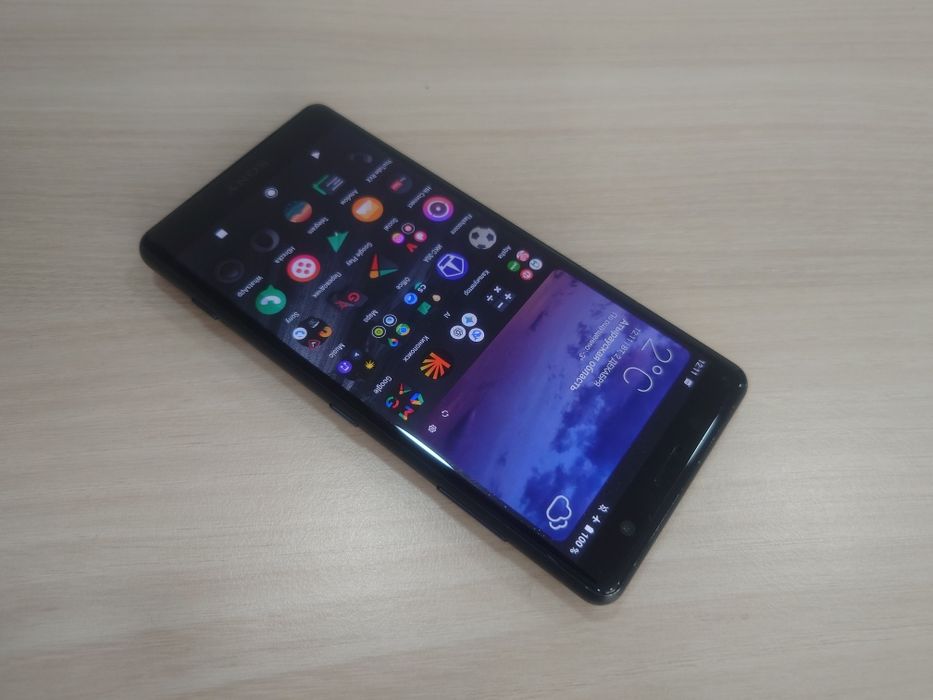 Sony Xperia XZ2 compact