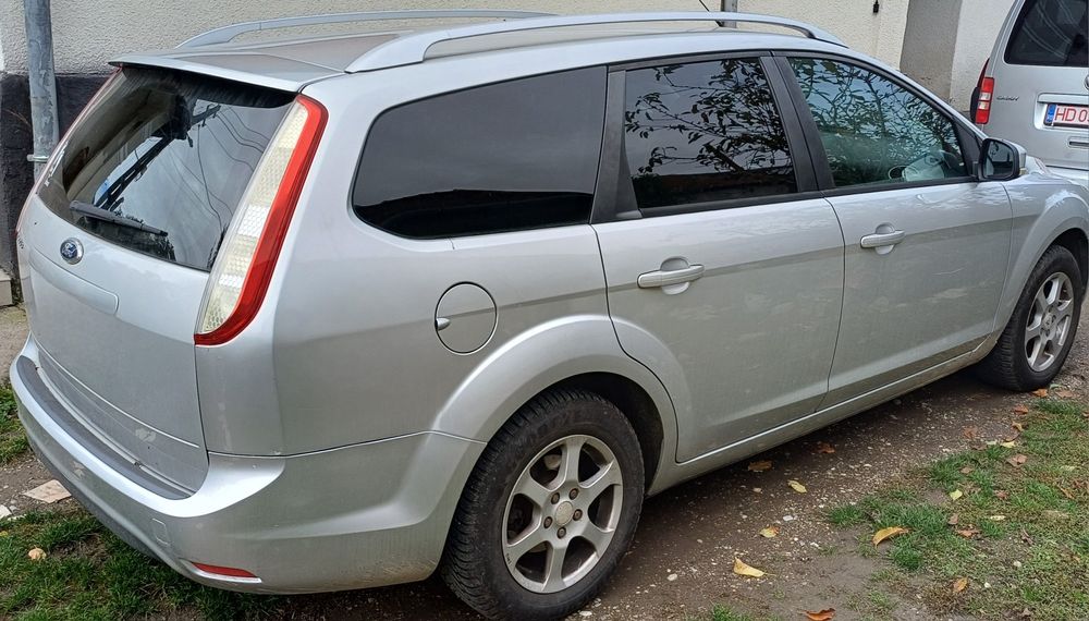 Ford focus 2 benzina 1.6