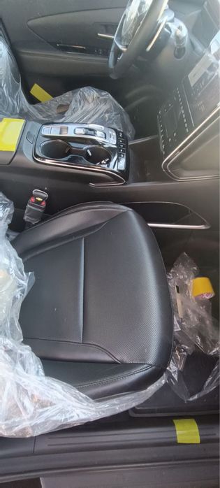 Хундай Туксон 2.5 LONG LUX FULL нахт еки бартир асосида тез сотилади