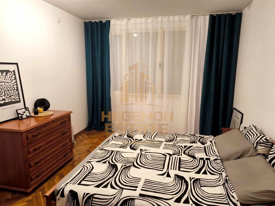 Продава се Тристаен апартамент в Варна, Централна поща - 92 кв.м за 2392 €/кв.м - Снимка #3