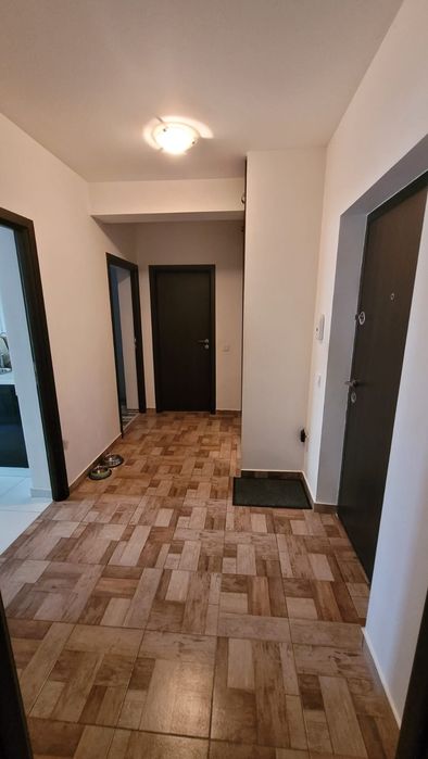 Vând apartament cu 2 camere în Valea Lupului 54 mp