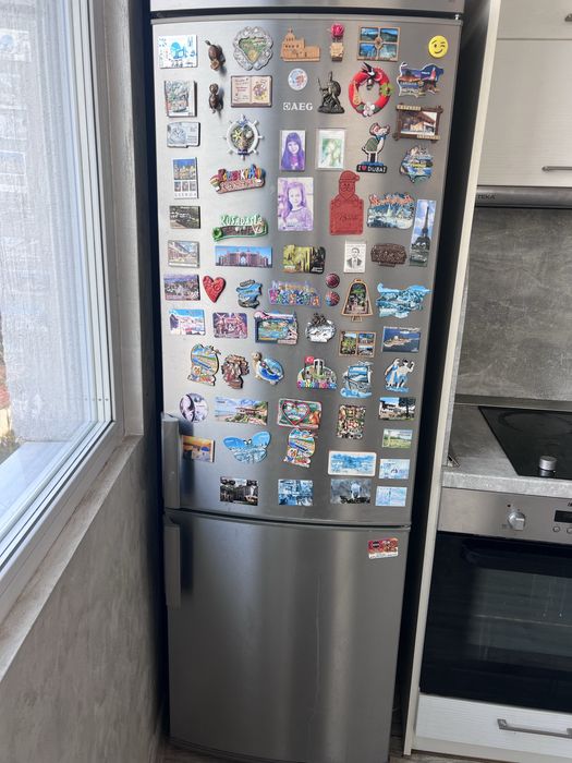 Хладилник с фризер AEG