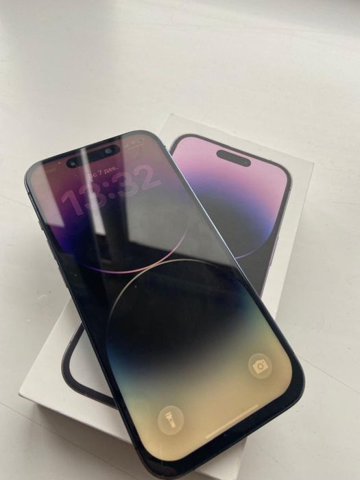 Продам айфон 14 про