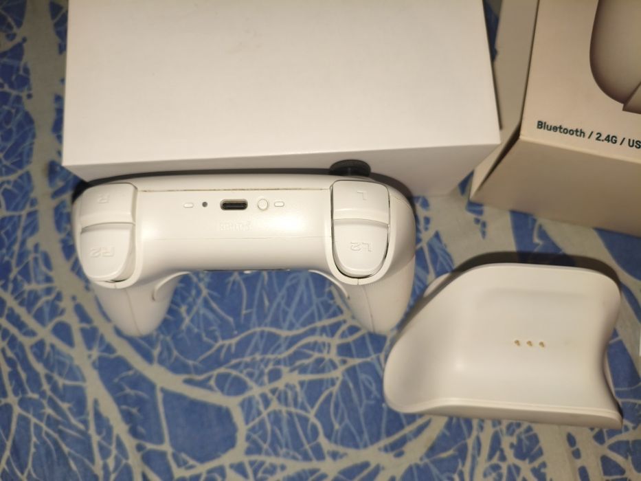 Геймпад 8bitdo Ultimate Bluetooth