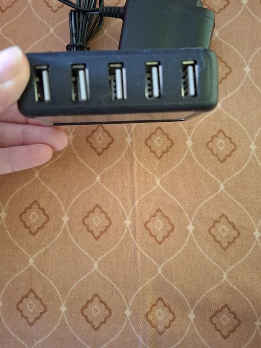 Incarcator usb multiple