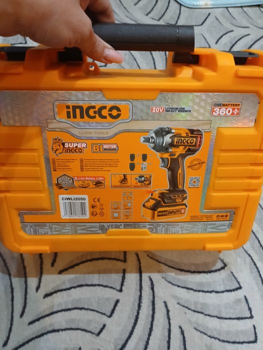 Продаю гайковерт