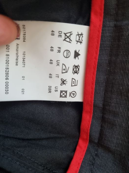 Costum de haine bărbătesc Hugo Boss