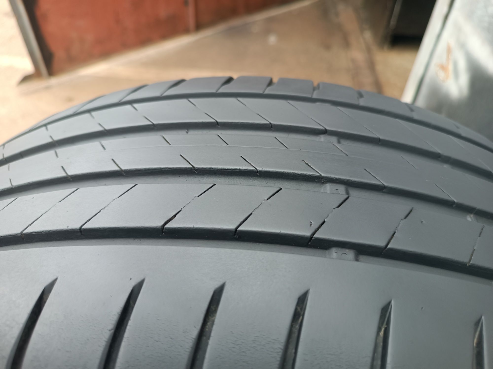 235/55/18 Bridgestone
